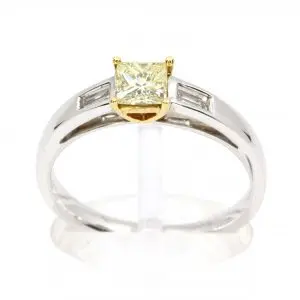 Princess Cut Diamonds Ring with Yellow Diamond set in 18ct White Gold