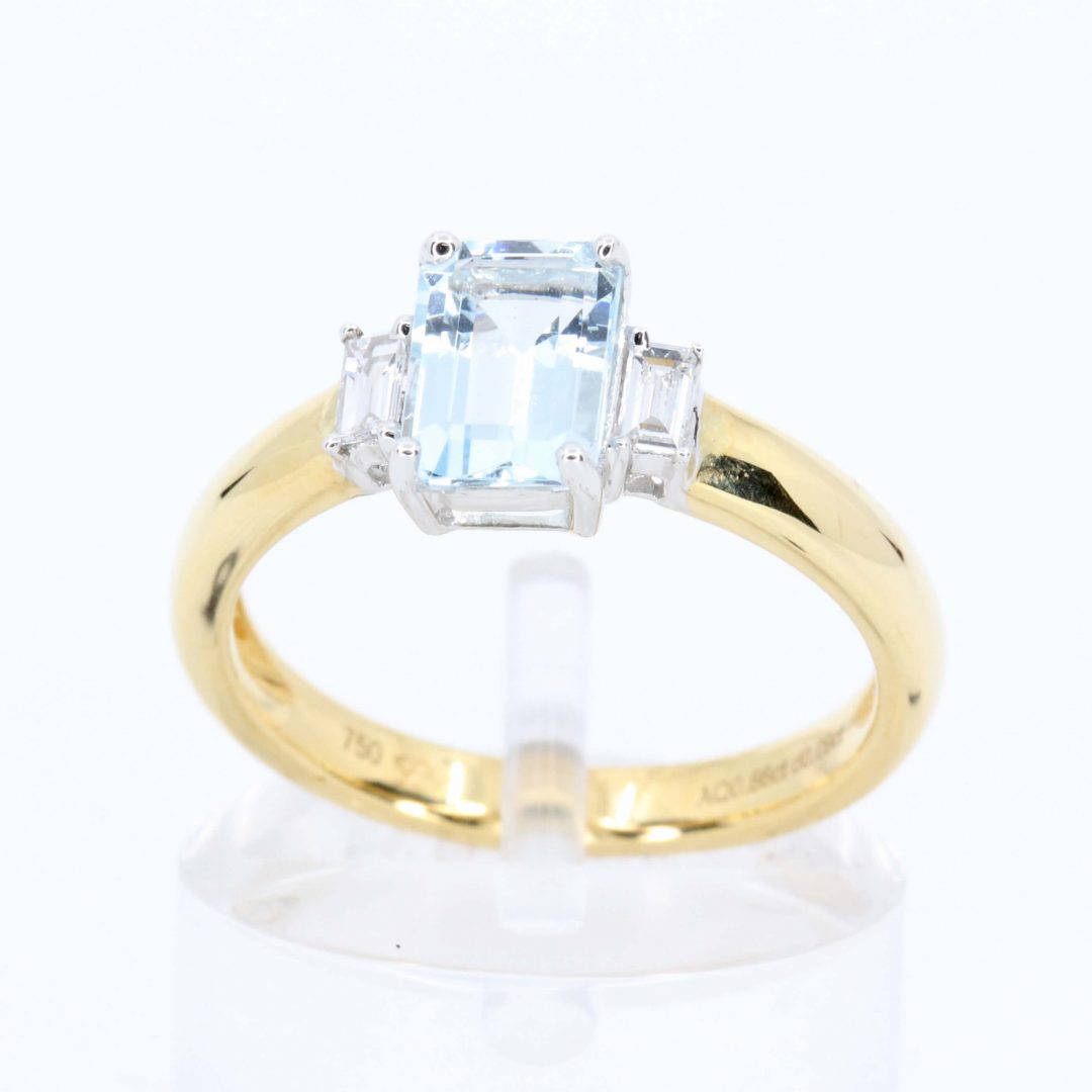 Ct Yellow Gold Aquamarine And Diamonds Ring Allgem Jewellers