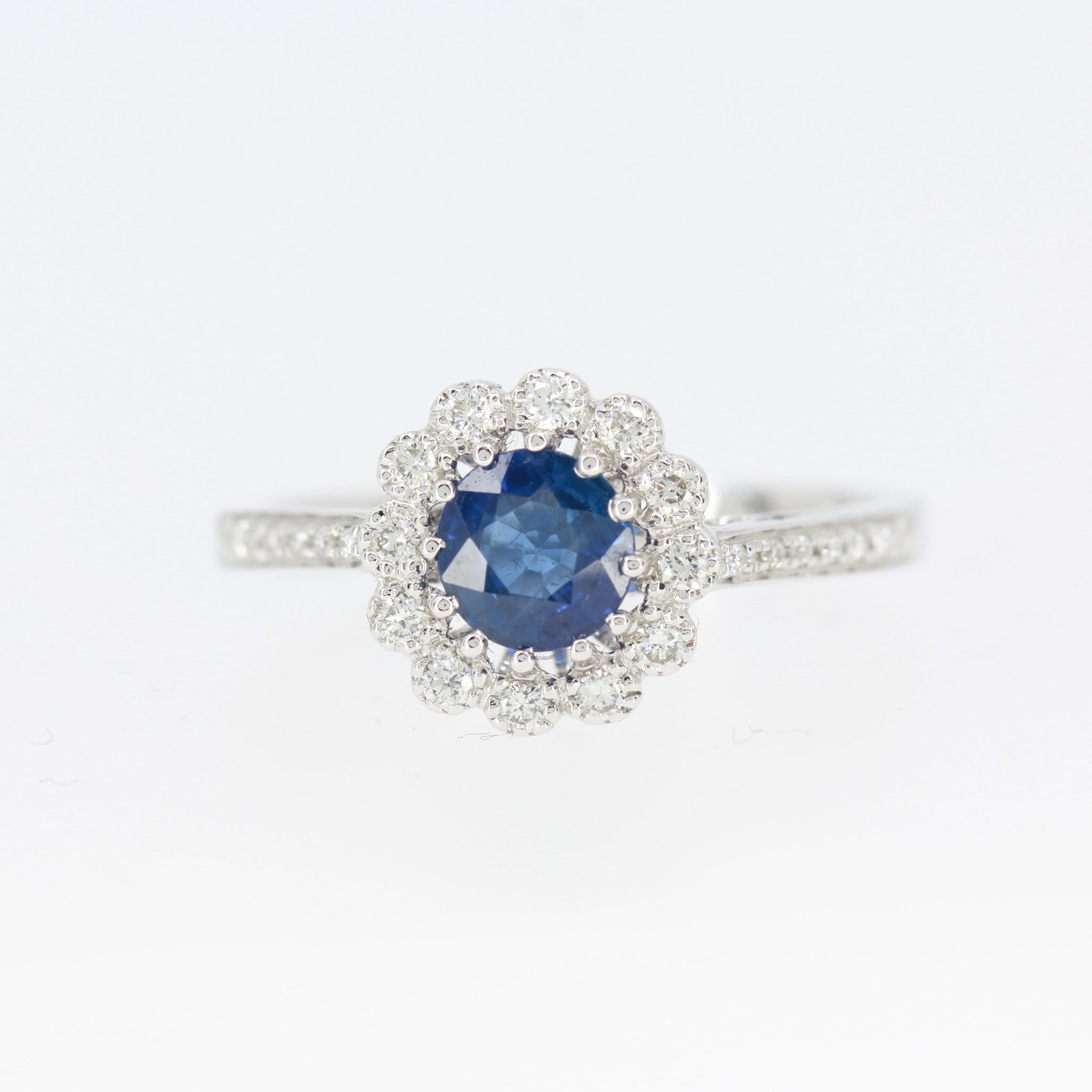 18ct White Gold Sapphire Ring | Allgem Jewellers